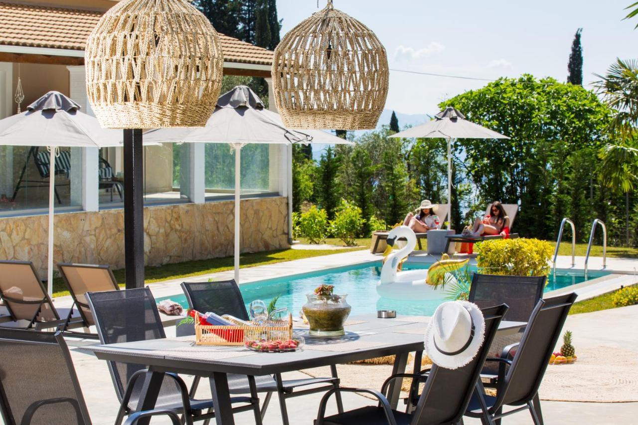 Grande Terra Villas With Swimming Pool Spartylas Екстериор снимка